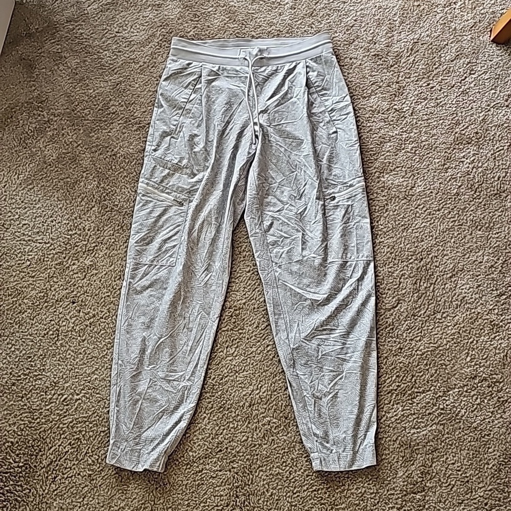 Athleta Venture Printed Pant Gray Size 2
